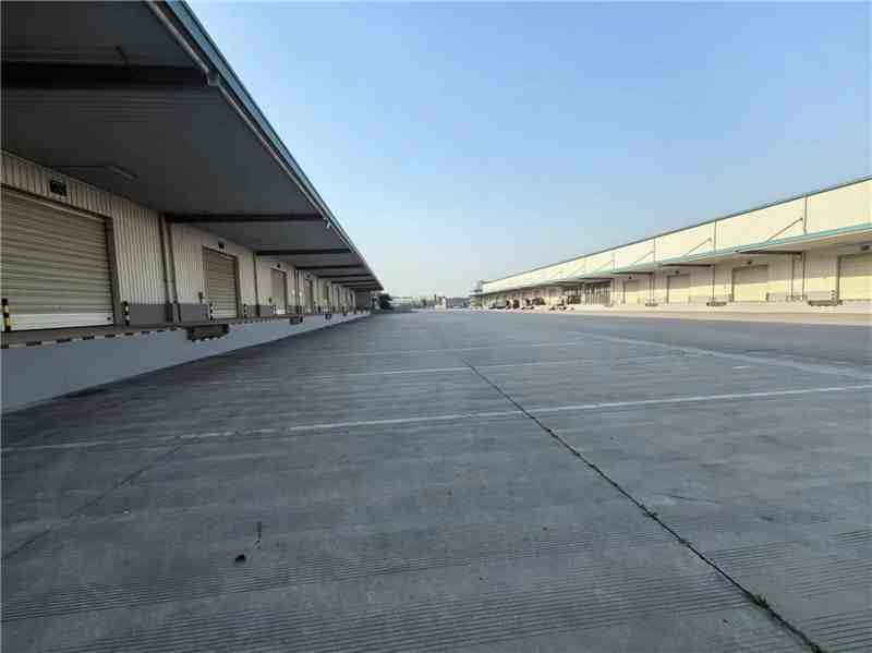 奉贤南桥45000平原房东可短租分租场地大无税高平台仓库出租